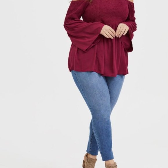 Torrid Challis Cold Shoulder Burgundy  Blouse Size 4 - Picture 4 of 8